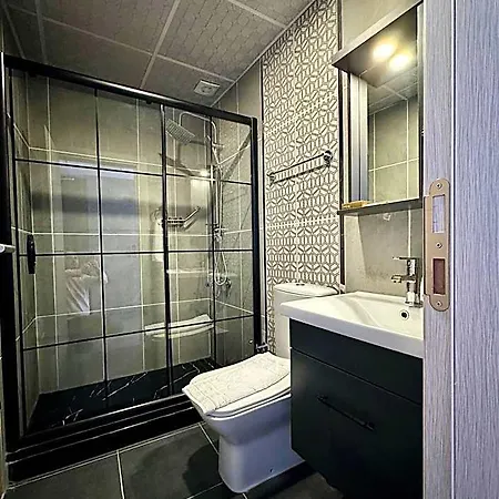 Grand Royal Hotell