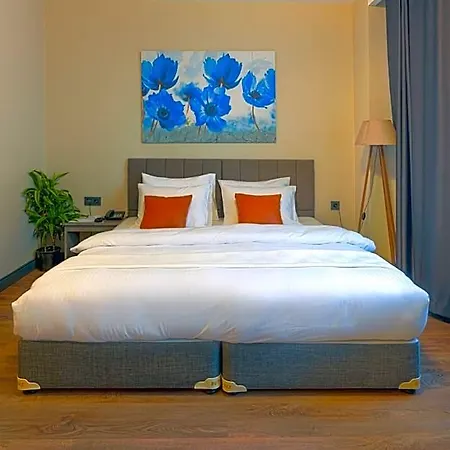Grand Royal 3*