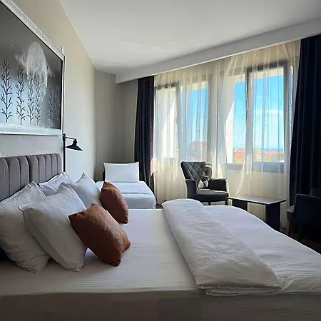 Grand Royal Szálloda 3*