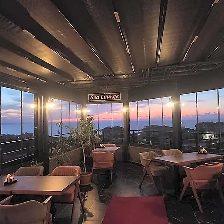 Hotell Grand Royal 3*